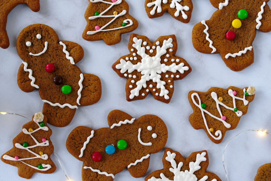 picture of gingerbread holiday cookies